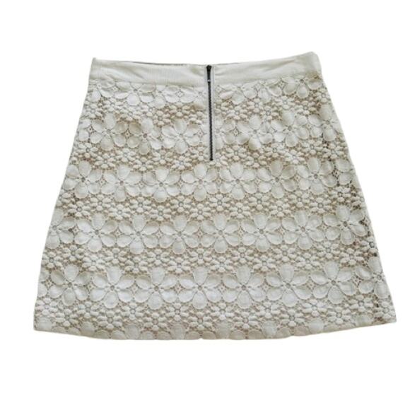 Loft Mini Skirt Cream Floral Lace Crochet Exposed Zipper Lined Petite 10P NEW - Picture 5 of 12